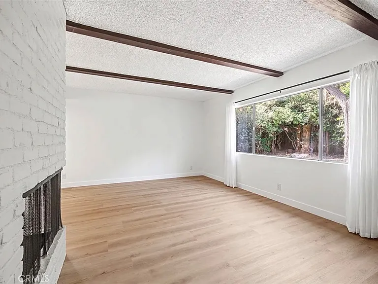 4413 Canoga Dr — Photo 15