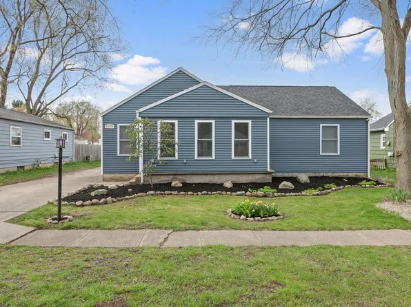 19776 Gilmer St, South Bend, IN 46614