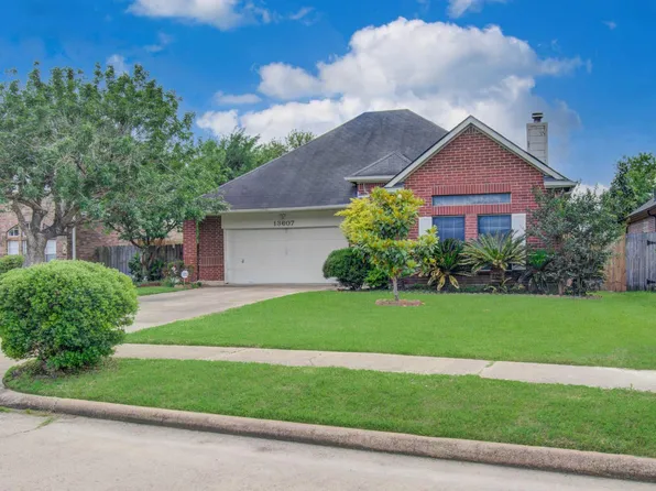 13607 Sable Ln, Houston, TX 77014