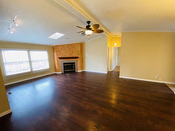 3rd image of 1129 Calle Nueva Vis
