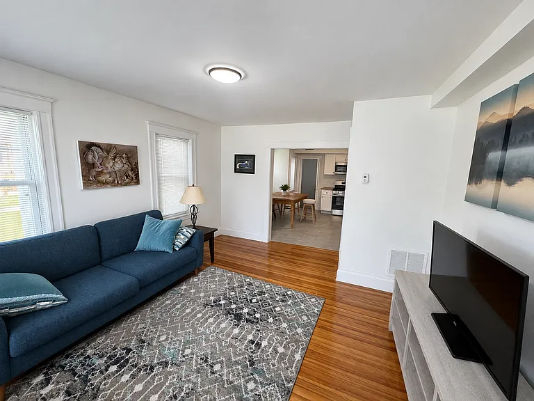 21 Main St #7-5 — Photo 3