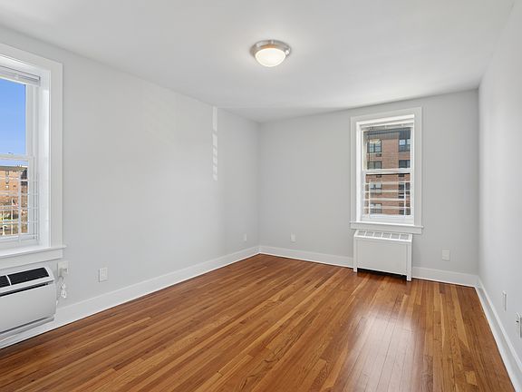 4th image of 20-23 Seagirt Blvd #5D