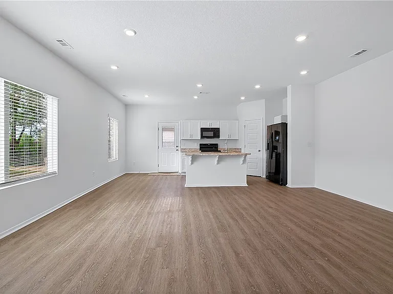 6802 SW Dignity Ave — Photo 35