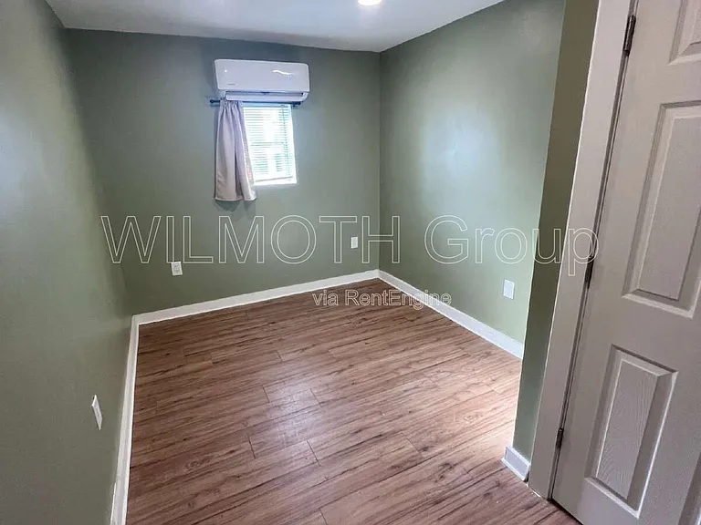 2530 N Temple Ave — Photo 5