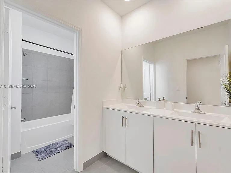 11904 SW 240th St — Photo 13