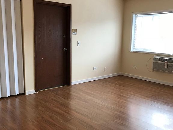 2nd image of 507 Love Dr APT 2B