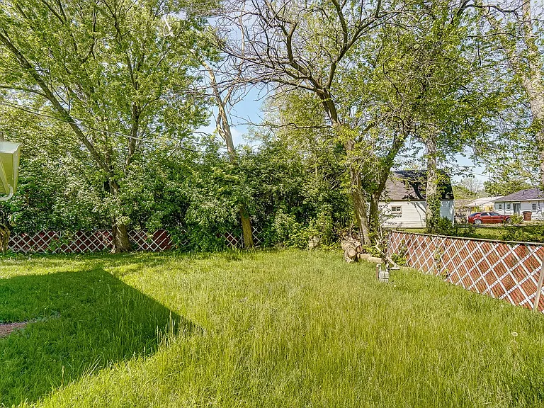 4423 Faraday Ct — Photo 29