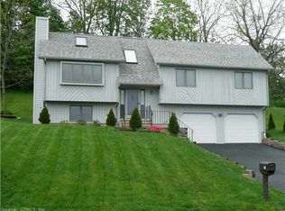 27 Lou Ann Ter, Meriden, CT 06450