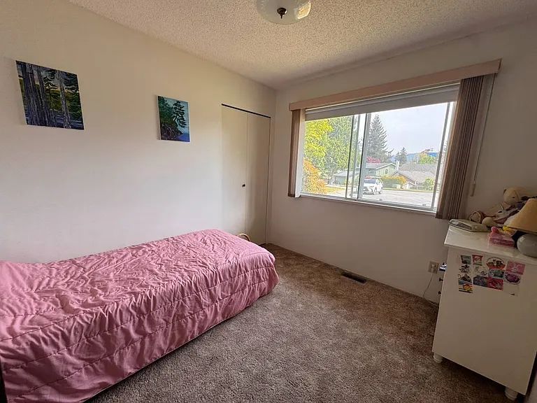 21946 Cliff Pl — Photo 12