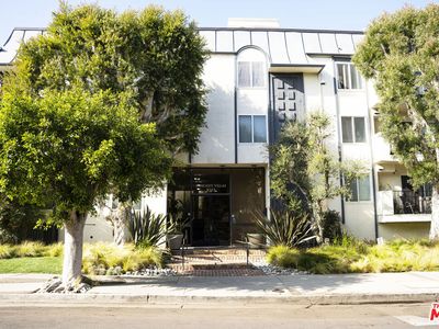 8163 Redlands St APT 63, Playa Del Rey, CA, 90293