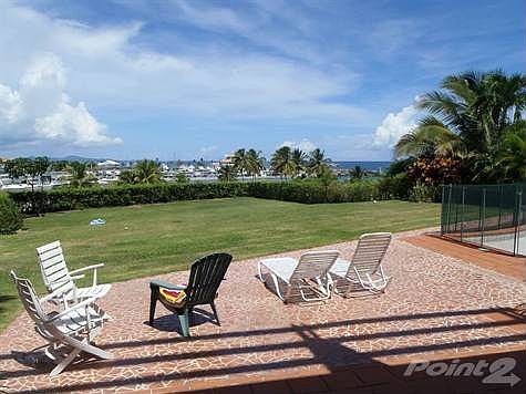 PATIO AND VIEW TO THE SEA