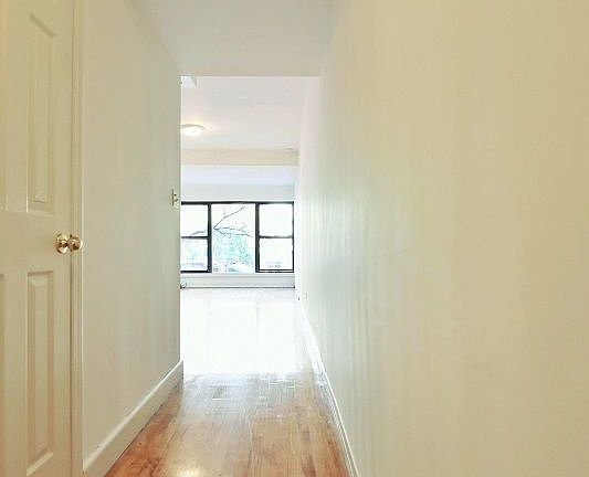 2nd image of 226 W 72nd St APT 1A