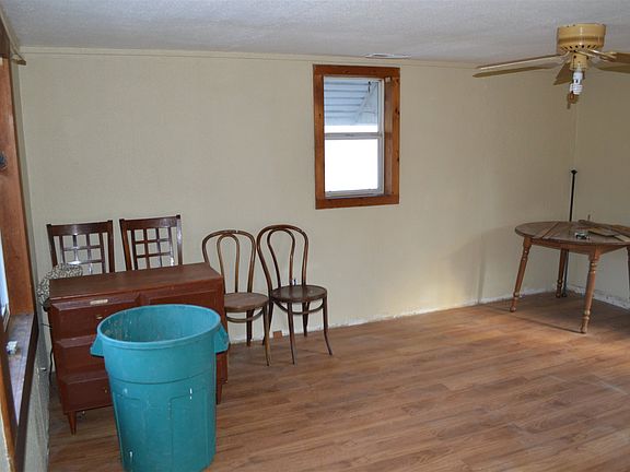 3rd image of 54042 Hanson Ct
