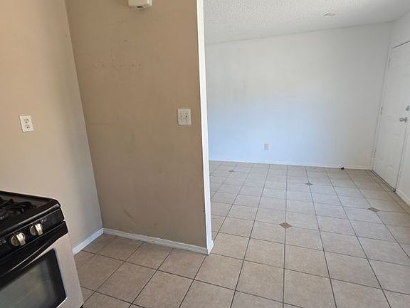 5th image of 1520 Mount Vernon Ave APT A