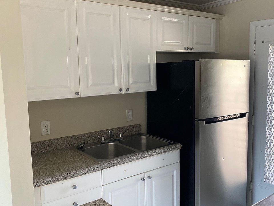 2nd image of 1450 E Sample Road #211