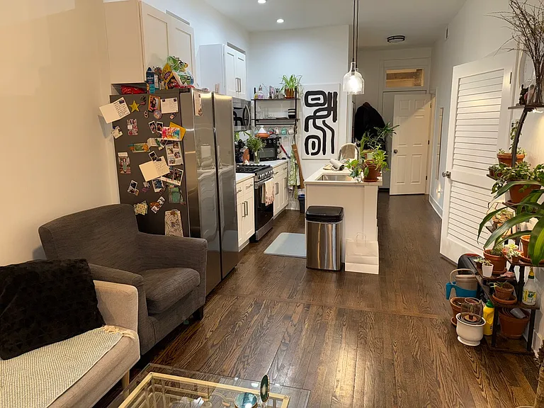 1114 N Wolcott Ave #1R — Photo 13