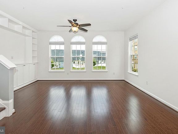 5th image of 5961 Whelan Ln