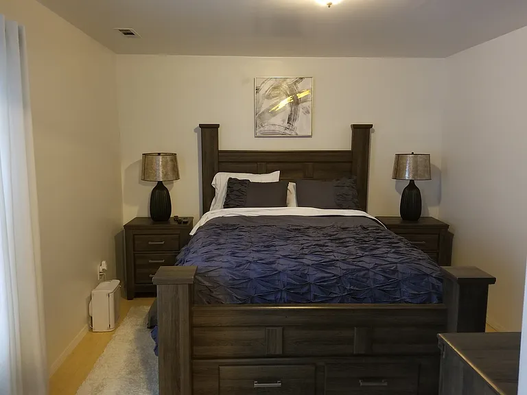 BEDROOM WITH EXTENDED CLOSET