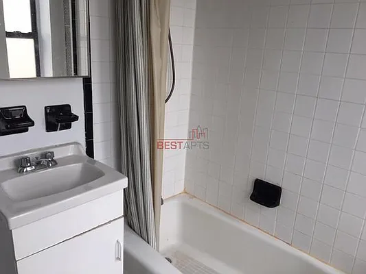 Rented by Best Apartments North Inc | media 35