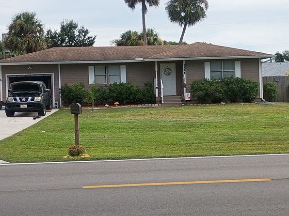 1474 SW Del Rio Blvd