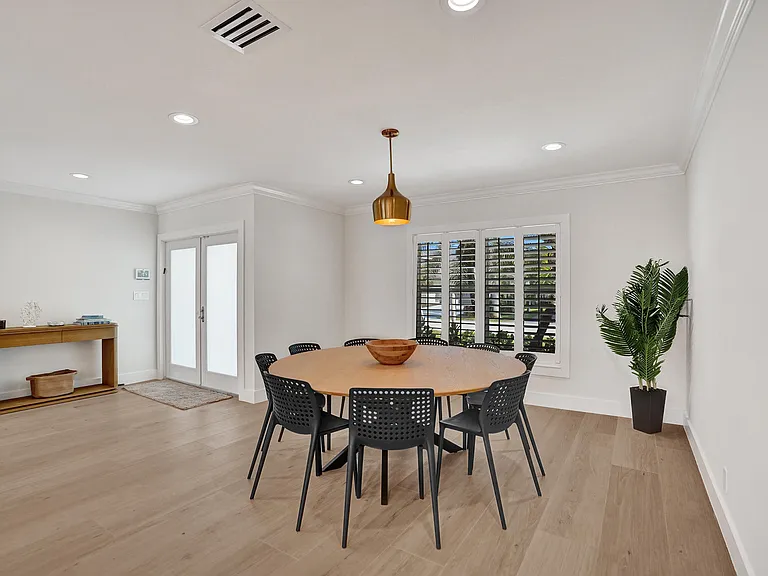 885 Nafa Dr — Photo 42
