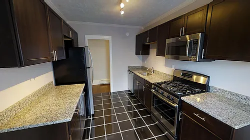 105 Comstock Ave #7 Photo 1