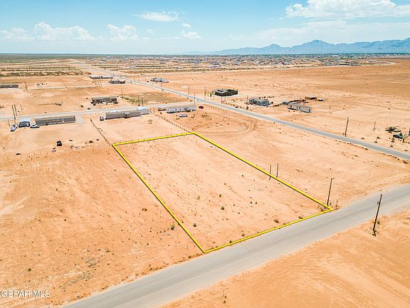 5th image of 1328 Sonoran Desert Dr