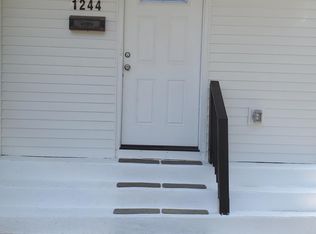 1244 Marie Lowe Dr, Bristol, PA 19007