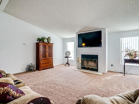 5th image of 8002 S Camino De Oeste