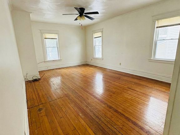 4th image of 431 Knarr St Floor B-2