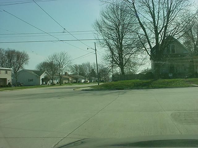 2nd image of 546 S 30th St