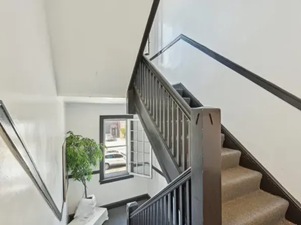 8841 S Dante Ave Unit 2, Chicago, IL 60619
