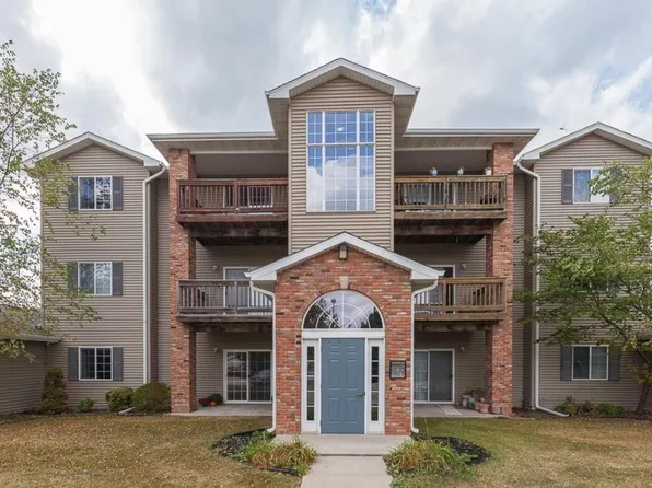 2874 Triple Crown Ln Unit 8, Iowa City, IA 52240