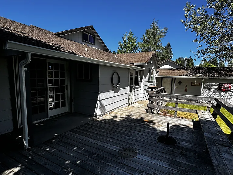 824 Schilling Way — Photo 12