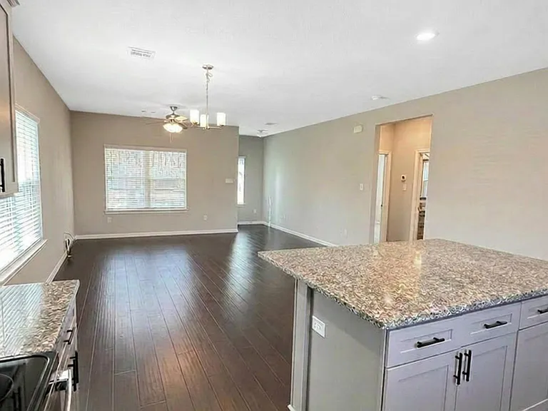 15852 Pecan Dr — Photo 5