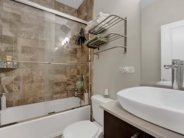 3505 N Elston Ave #2 — Photo 22