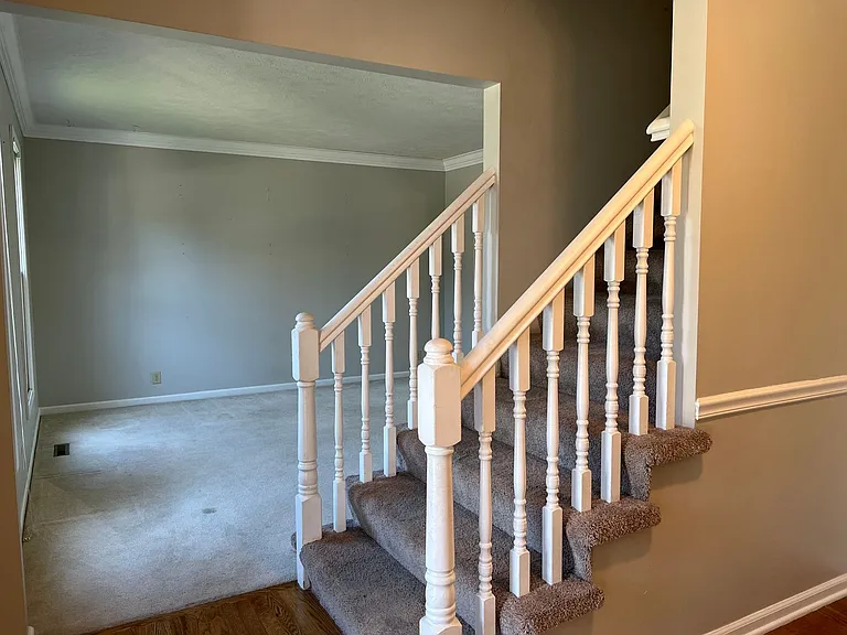 6623 S 162nd Ave — Photo 3