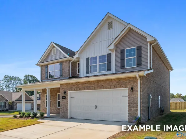 241 Irish Hill Dr, Meridianville, AL 35759