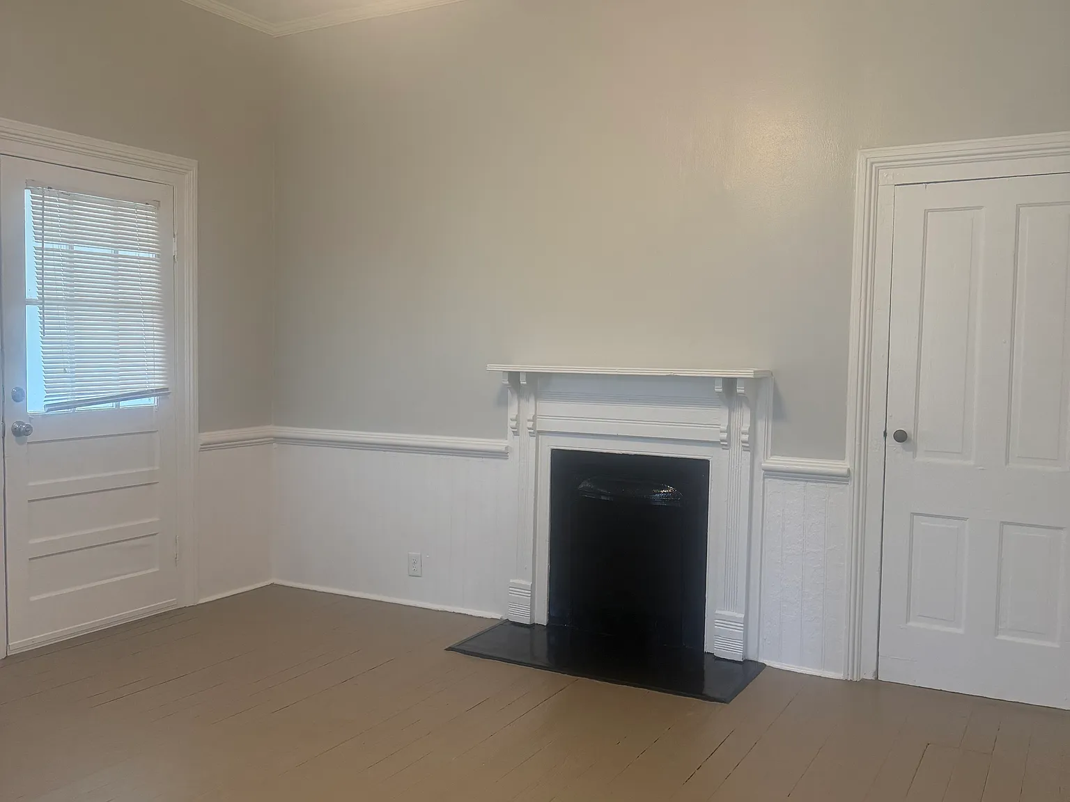 1276 Tinsley Ln — Photo 4