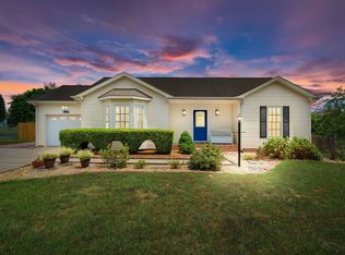 1811 Hunt Ln, Pleasant View, TN 37146