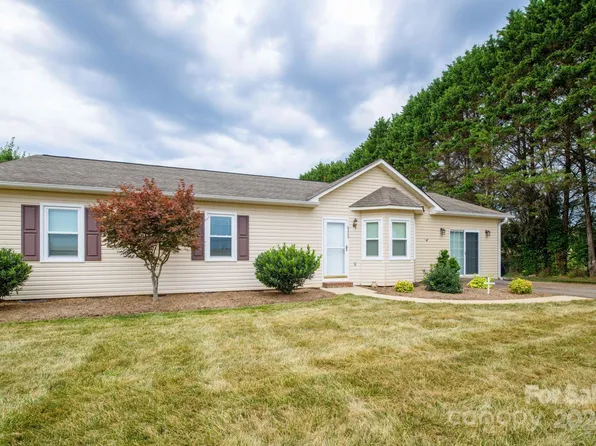 6225 Oxford School Rd, Claremont, NC 28610