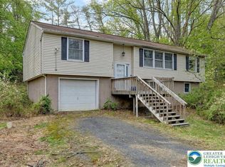 2165 Woodchuck Ln, East Stroudsburg, PA 18302