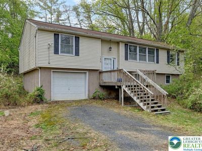 2165 Woodchuck Ln, East Stroudsburg, PA, 18302