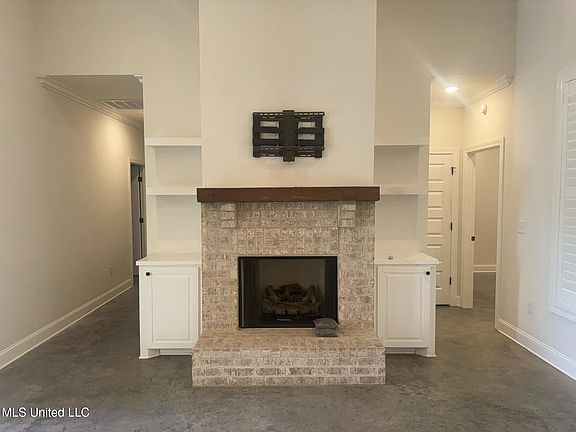 2nd image of 109 Ashby Ridge Dr