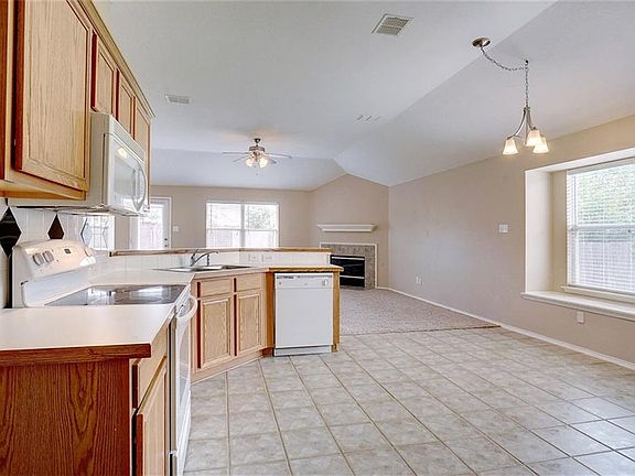 3rd image of 11604 Turkey Creek Dr
