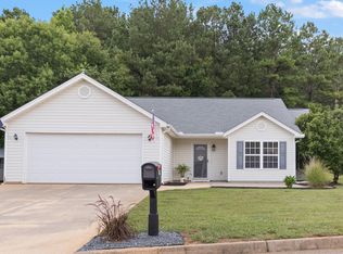 121 Malibu Rd, Liberty, SC 29657