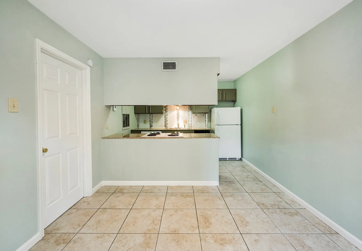 Daughtery Place 1 bedroom Downstairs Condominium — Photo 3
