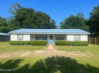 9304 Gray Ave, Vancleave, MS 39565