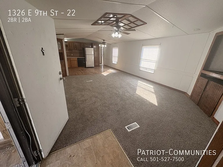 1326 E 9th St #22 — Photo 3