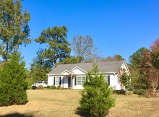 1524 Dolly Nixon Rd, Senoia, GA 30276